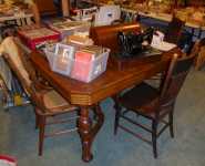 2575 Windsor Circle E Estate Sale Item Pic
