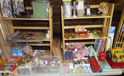 4060 Willhi St. Estate Sale Item Pic